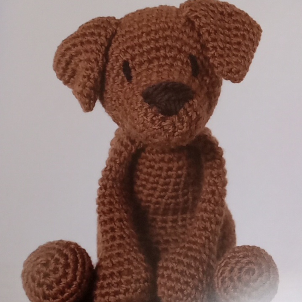 Customize crochet stuff dog